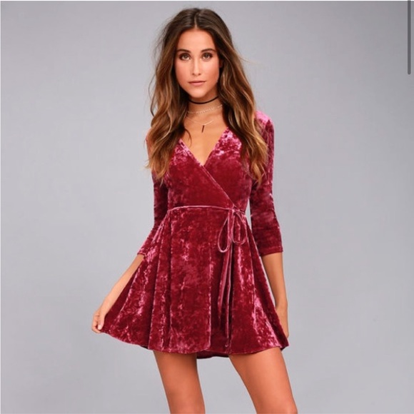 Lulus Blue Large Velvet Wrap Dress 💙 - Picture 2 of 5